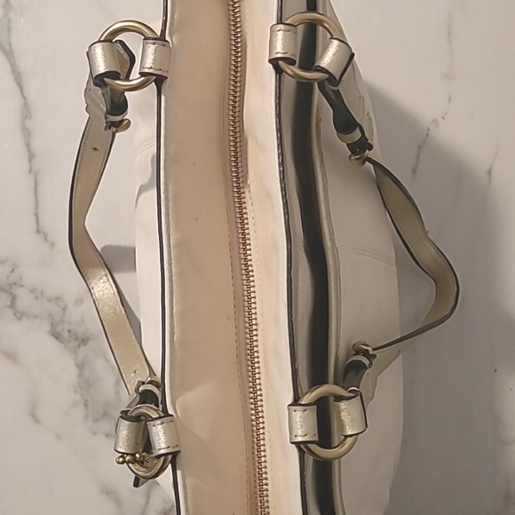 Coach Gallery Cream Metallic Soft Gold Leather Shoulder Bag Purse Tote Timeless - Picture 7 of 16